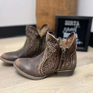 Circle G Brown Lazer Cut Booties